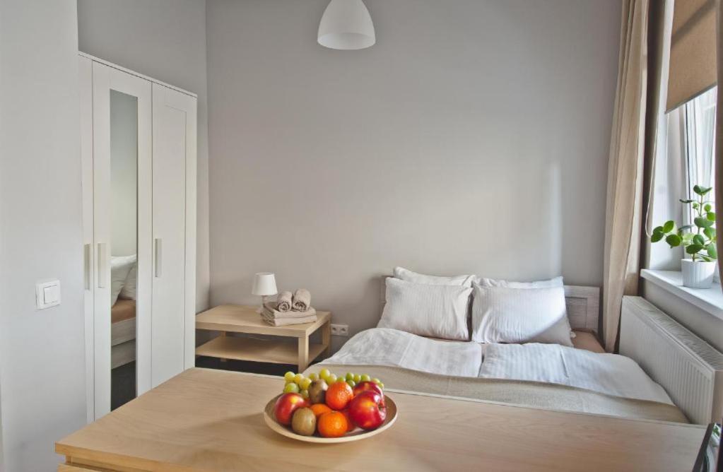 Apartamenty Leszno レシュノ エクステリア 写真