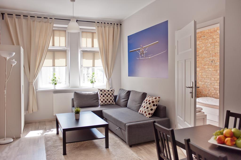 Apartamenty Leszno レシュノ 部屋 写真