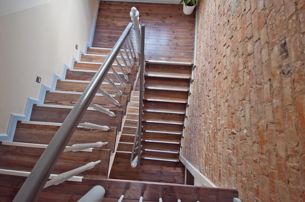 Apartamenty Leszno レシュノ エクステリア 写真