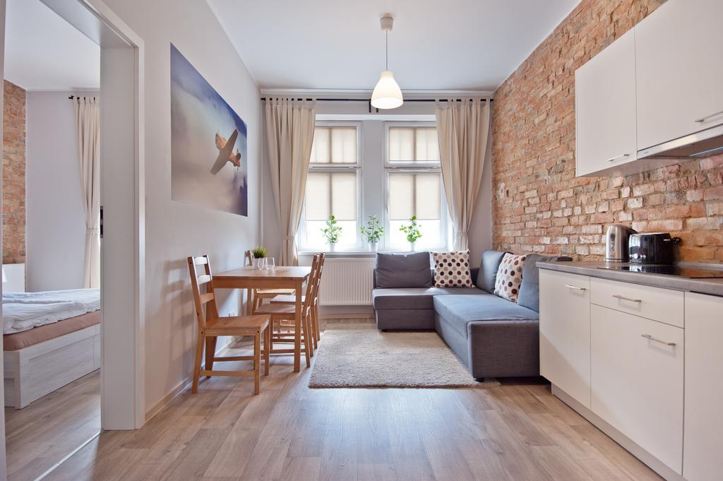 Apartamenty Leszno レシュノ 部屋 写真