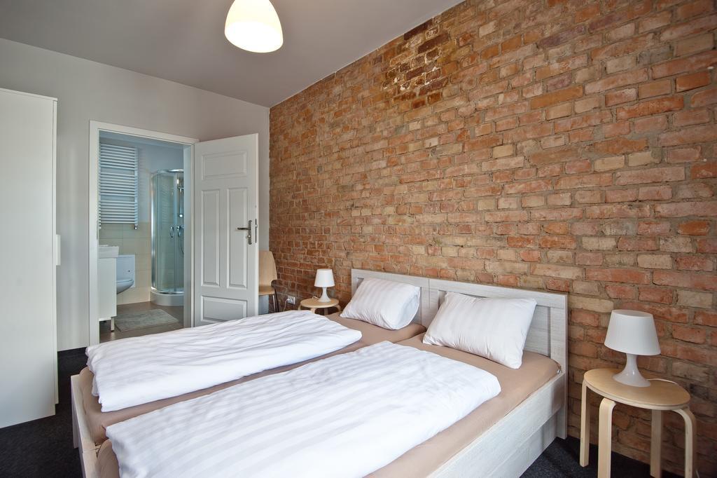 Apartamenty Leszno レシュノ 部屋 写真