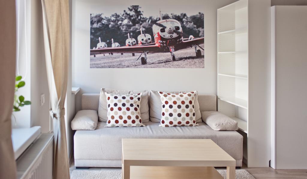 Apartamenty Leszno レシュノ エクステリア 写真