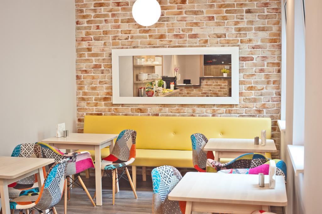 Apartamenty Leszno レシュノ エクステリア 写真